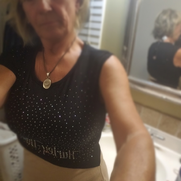 Final price Womens New HD top - Picture 3 of 4